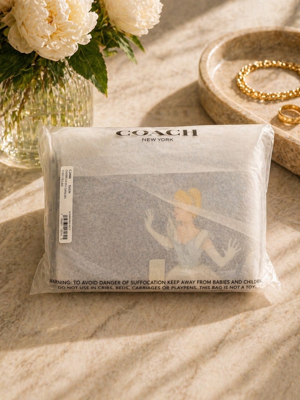 SOLD OUT !! Coach X Disney Princess Cinderella Print Mini Bag - LIMITED EDITION